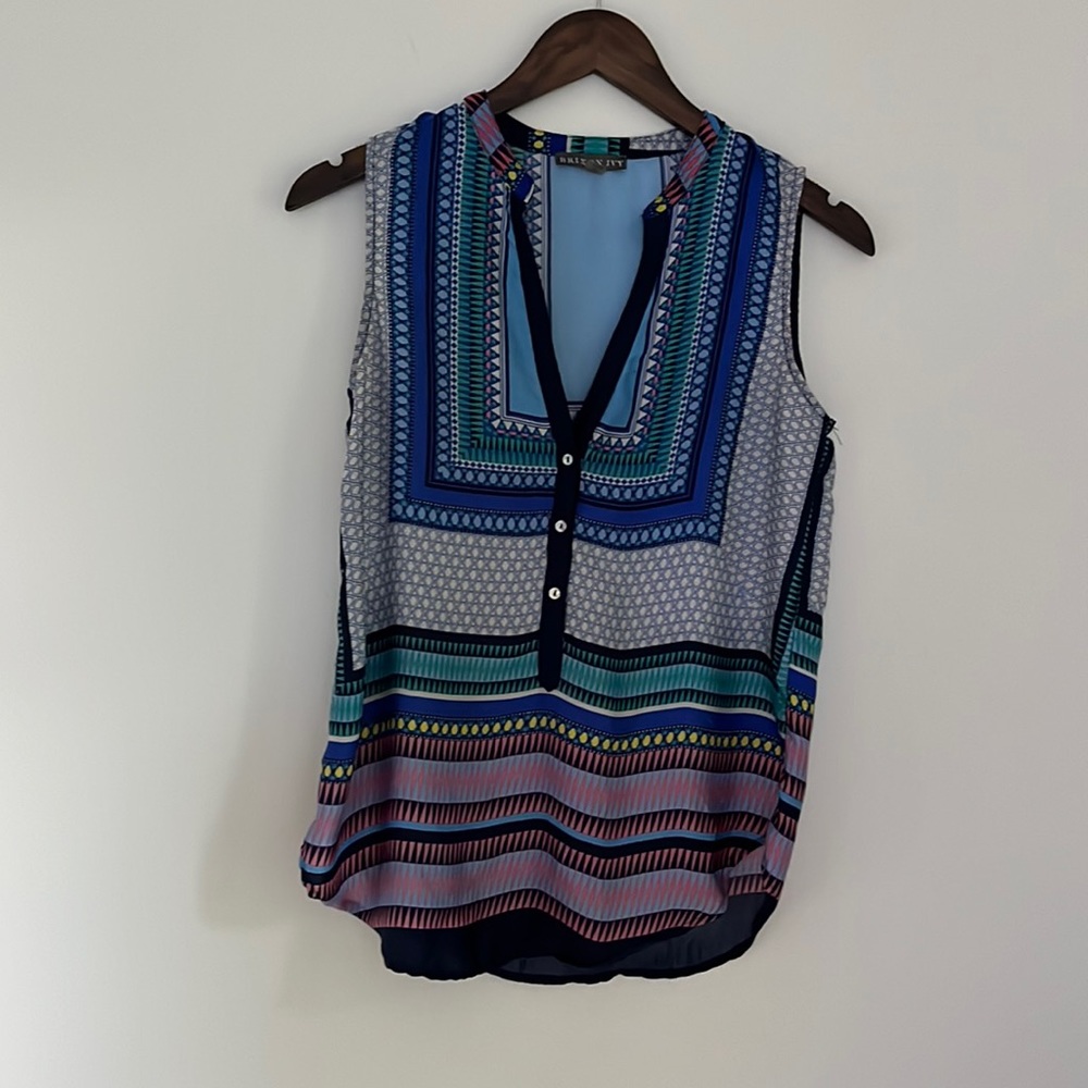 Women’s Extra Small Britton Ivy Sleeveless Blouse